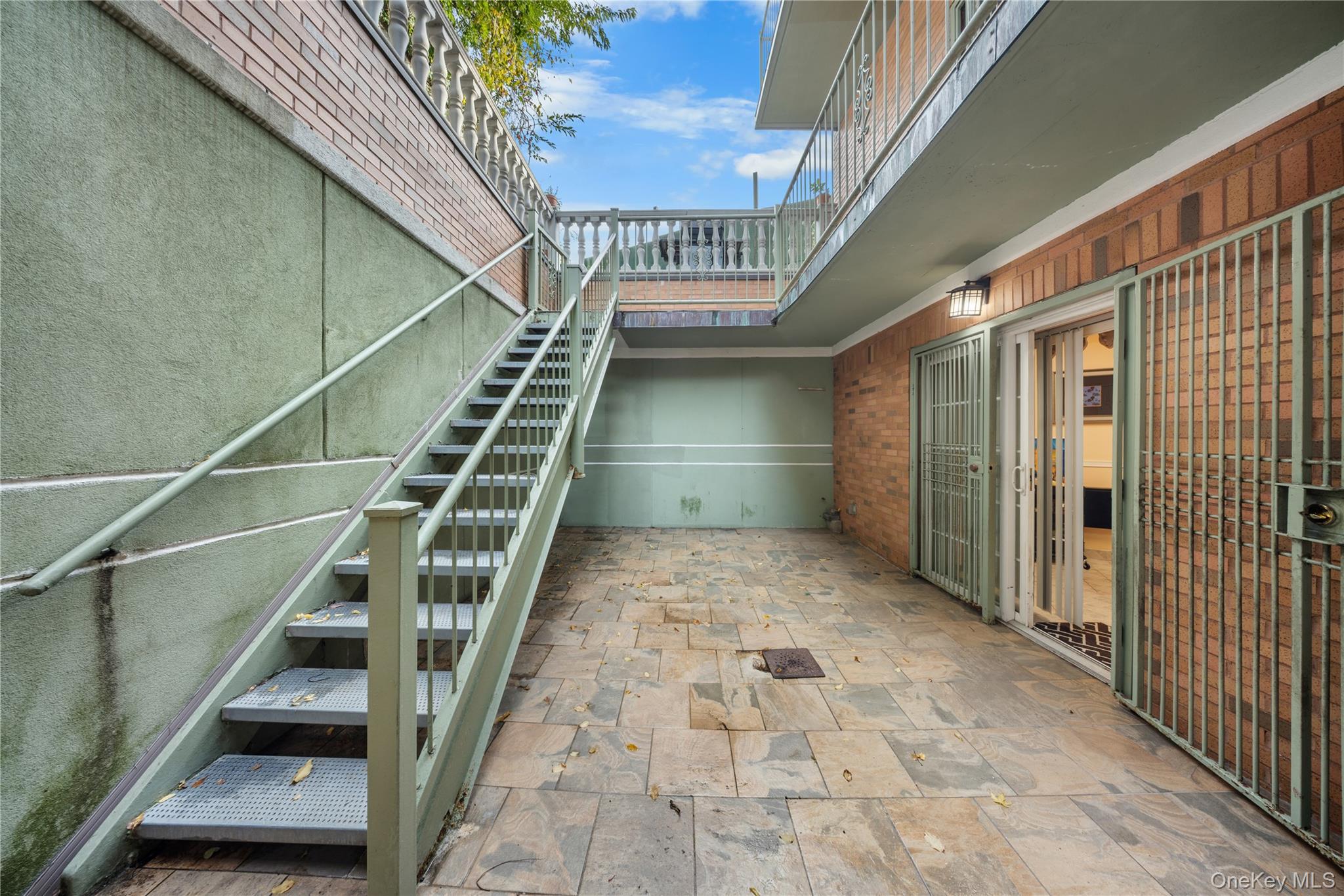 #11 photo, 5351 63rd Street, 뉴욕퀸즈 Maspeth , NY 11378