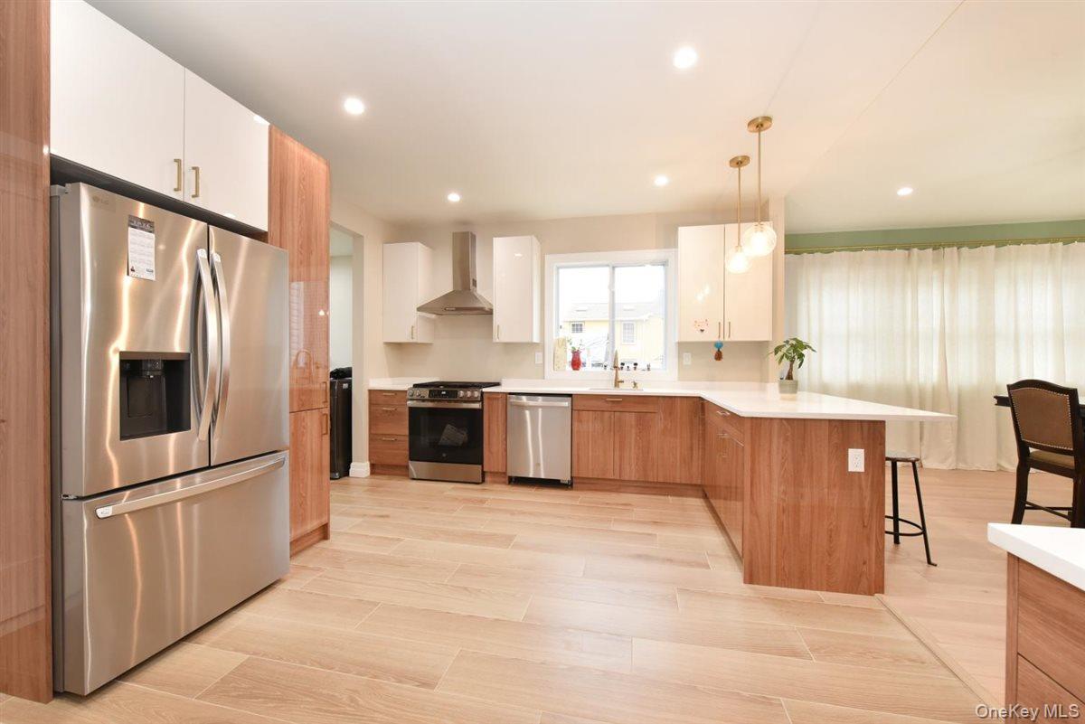 #11 photo, 115 N Bergen Place, מחוז נסאו Freeport , NY 11520