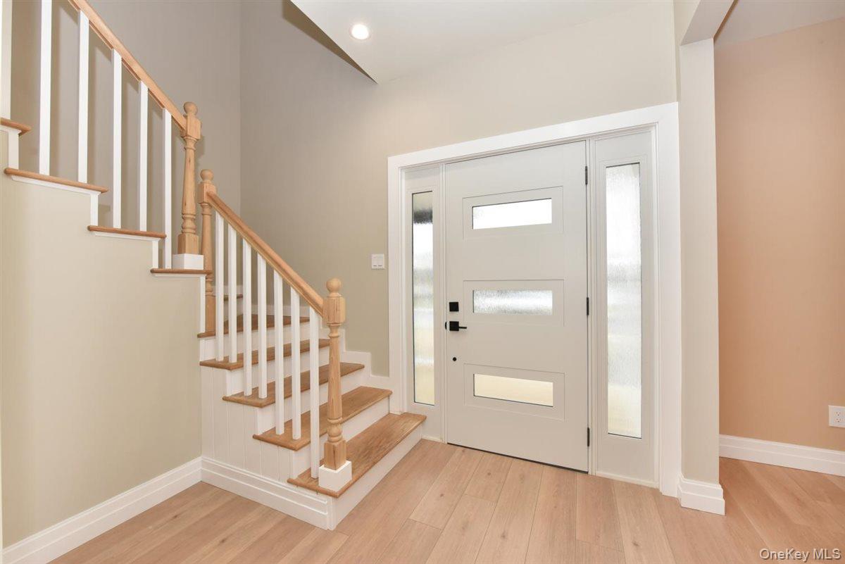 #3 photo, 115 N Bergen Place, מחוז נסאו Freeport , NY 11520