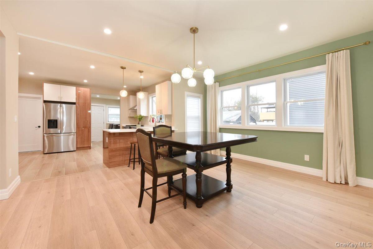 #8 photo, 115 N Bergen Place, מחוז נסאו Freeport , NY 11520