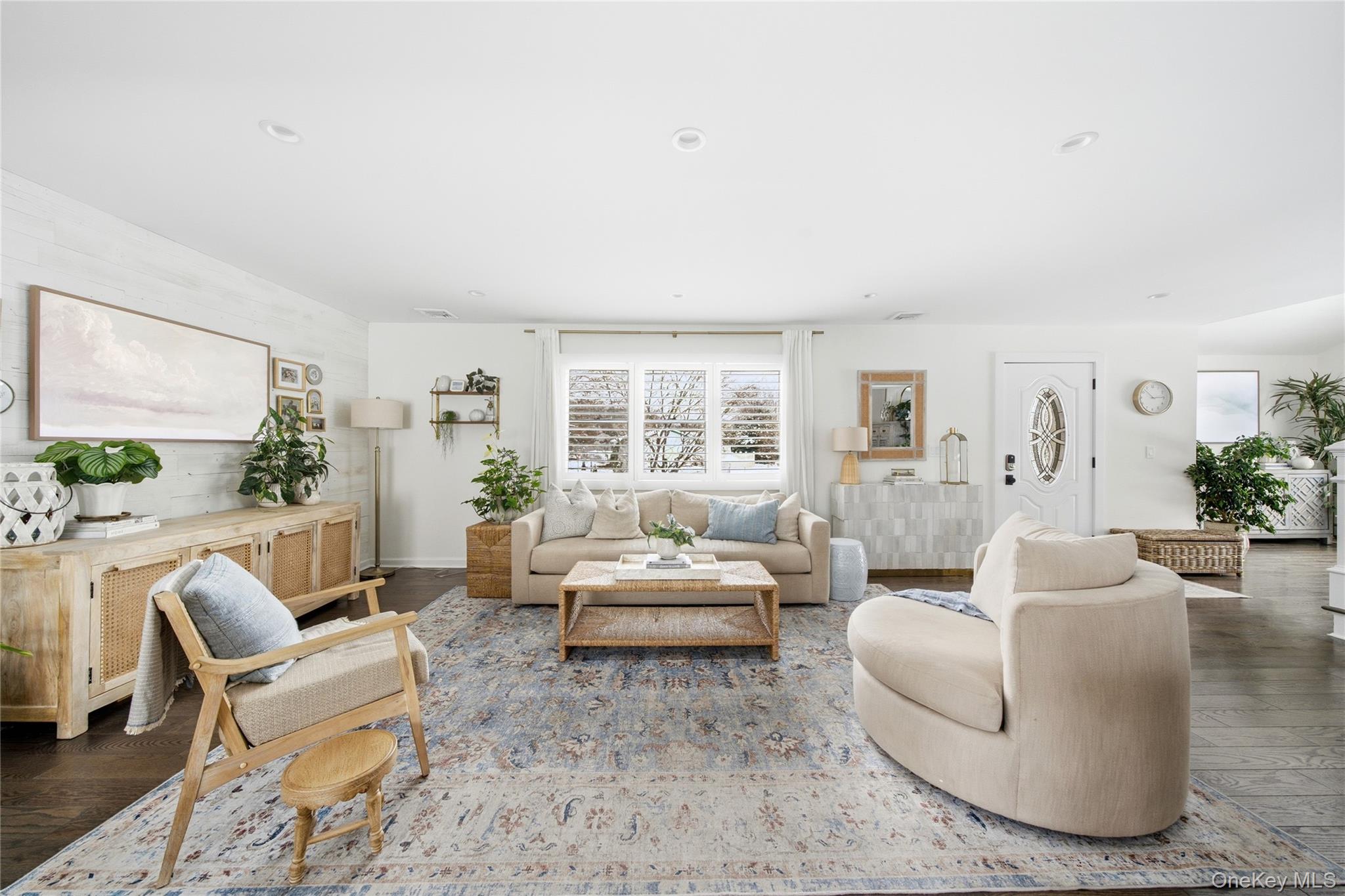 #15 photo, 66 Country Village Lane, सफ़ोक काउंटी East Islip , NY 11730