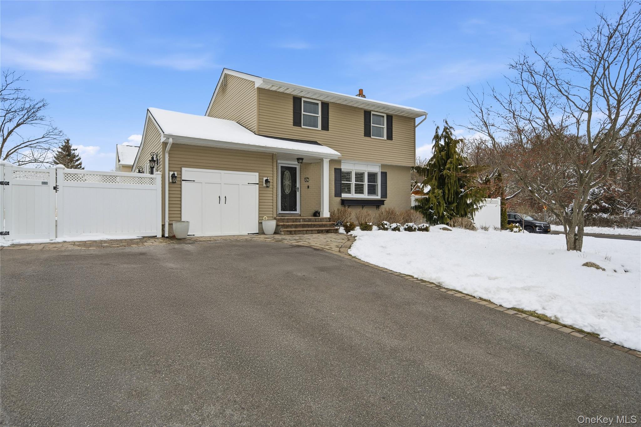 #4 photo, 66 Country Village Lane, सफ़ोक काउंटी East Islip , NY 11730