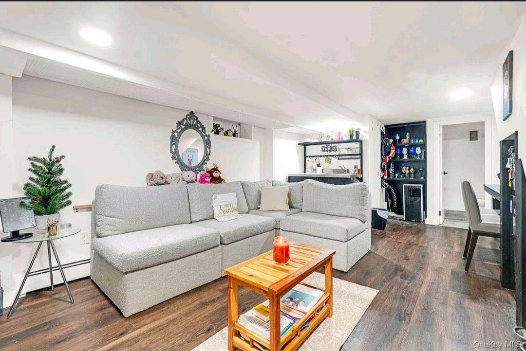 #3 photo, 129-28 135th Place, Куинс ‖ South Ozone Park , NY 11420