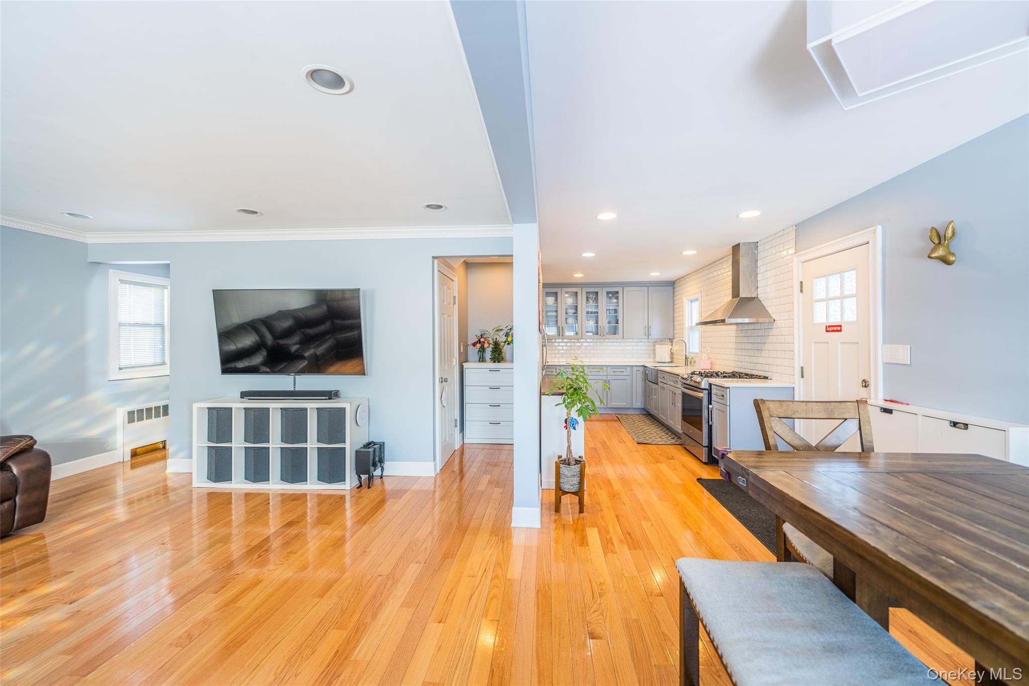 #6 photo, 94 Sheridan Boulevard, Нассау ‖ Mineola , NY 11501