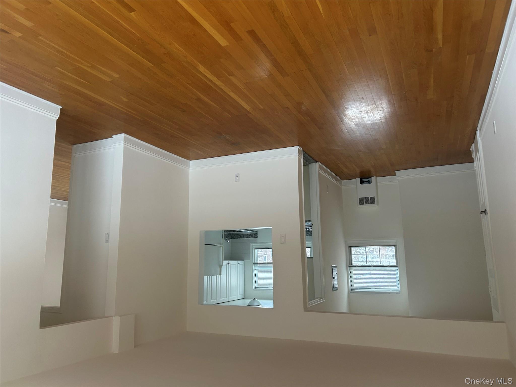 #4 photo, 15 Schenck Avenue, Нассау ‖ Great Neck , NY 11021