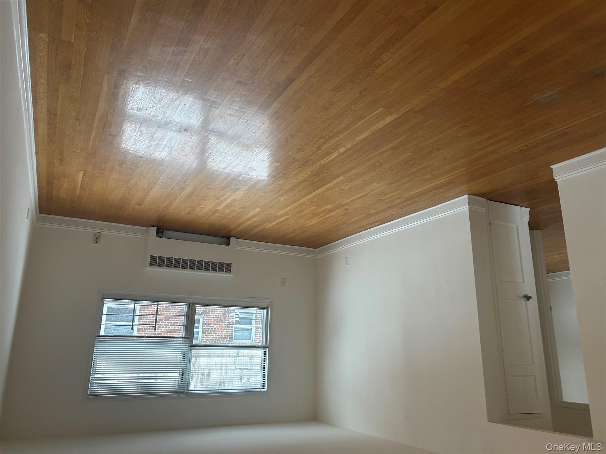 #5 photo, 15 Schenck Avenue, Нассау ‖ Great Neck , NY 11021