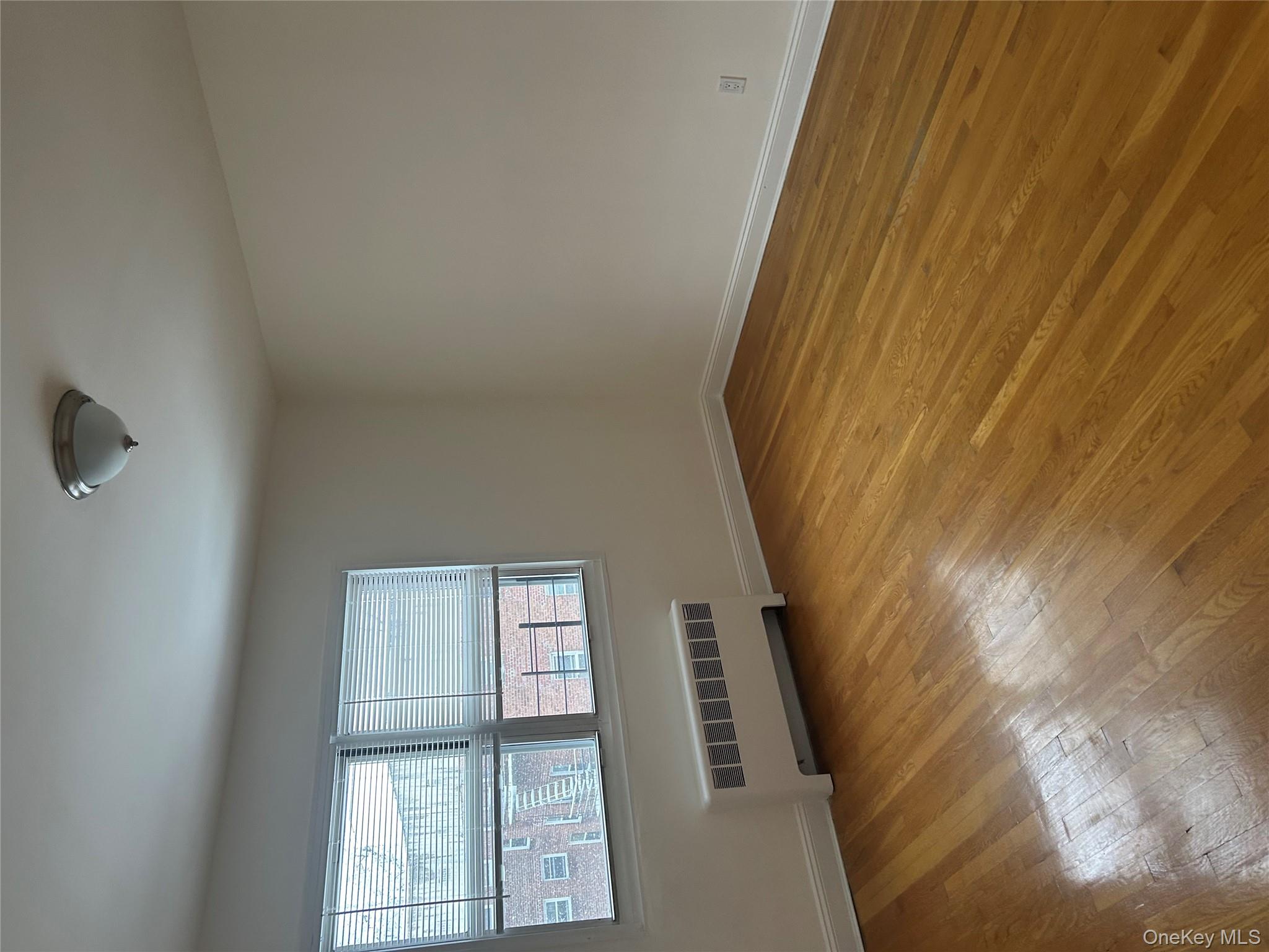 #7 photo, 15 Schenck Avenue, Нассау ‖ Great Neck , NY 11021