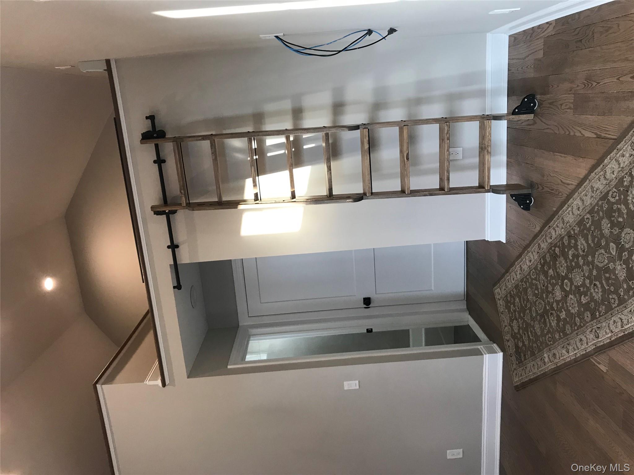 #6 photo, 251 Main Street, सफ़ोक काउंटी Northport , NY 11768