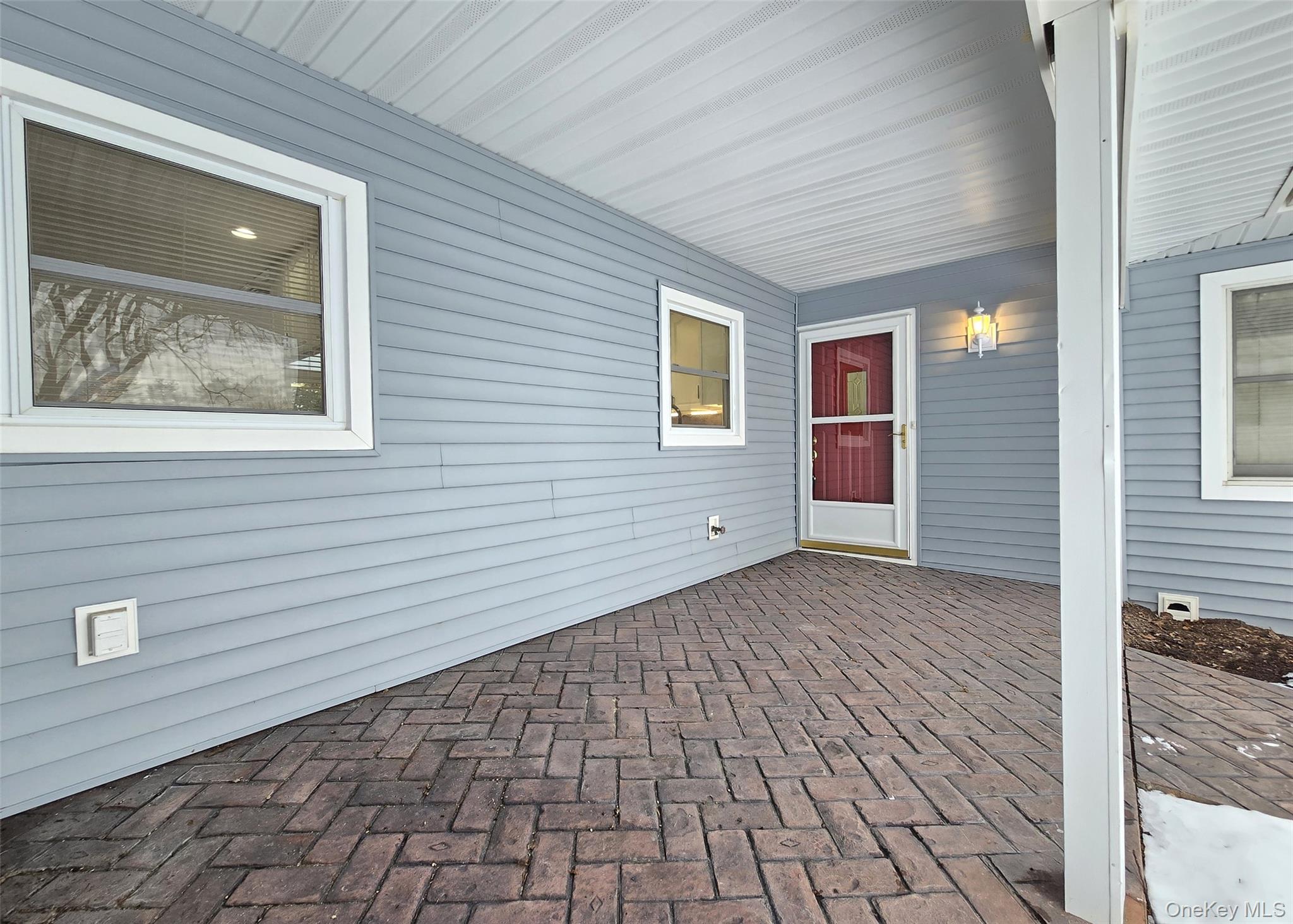 #2 photo, 35 Segatogue Lane, सफ़ोक काउंटी South Setauket , NY 11720