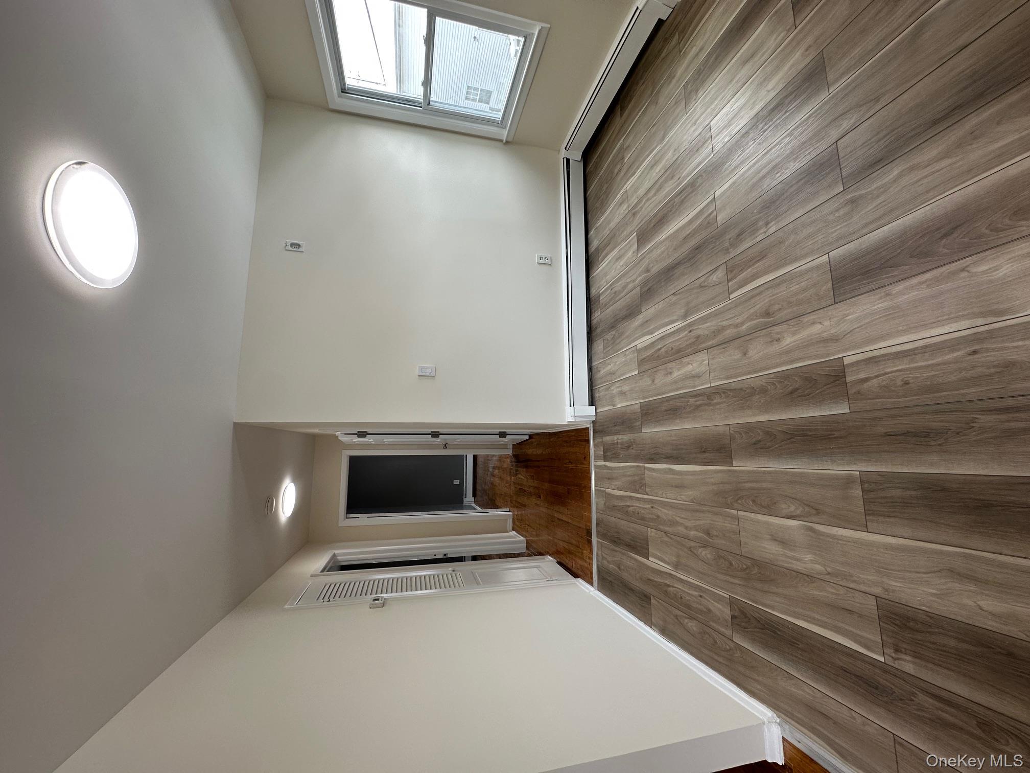 #4 photo, 25 Concord Street, Нассау ‖ Lynbrook , NY 11563