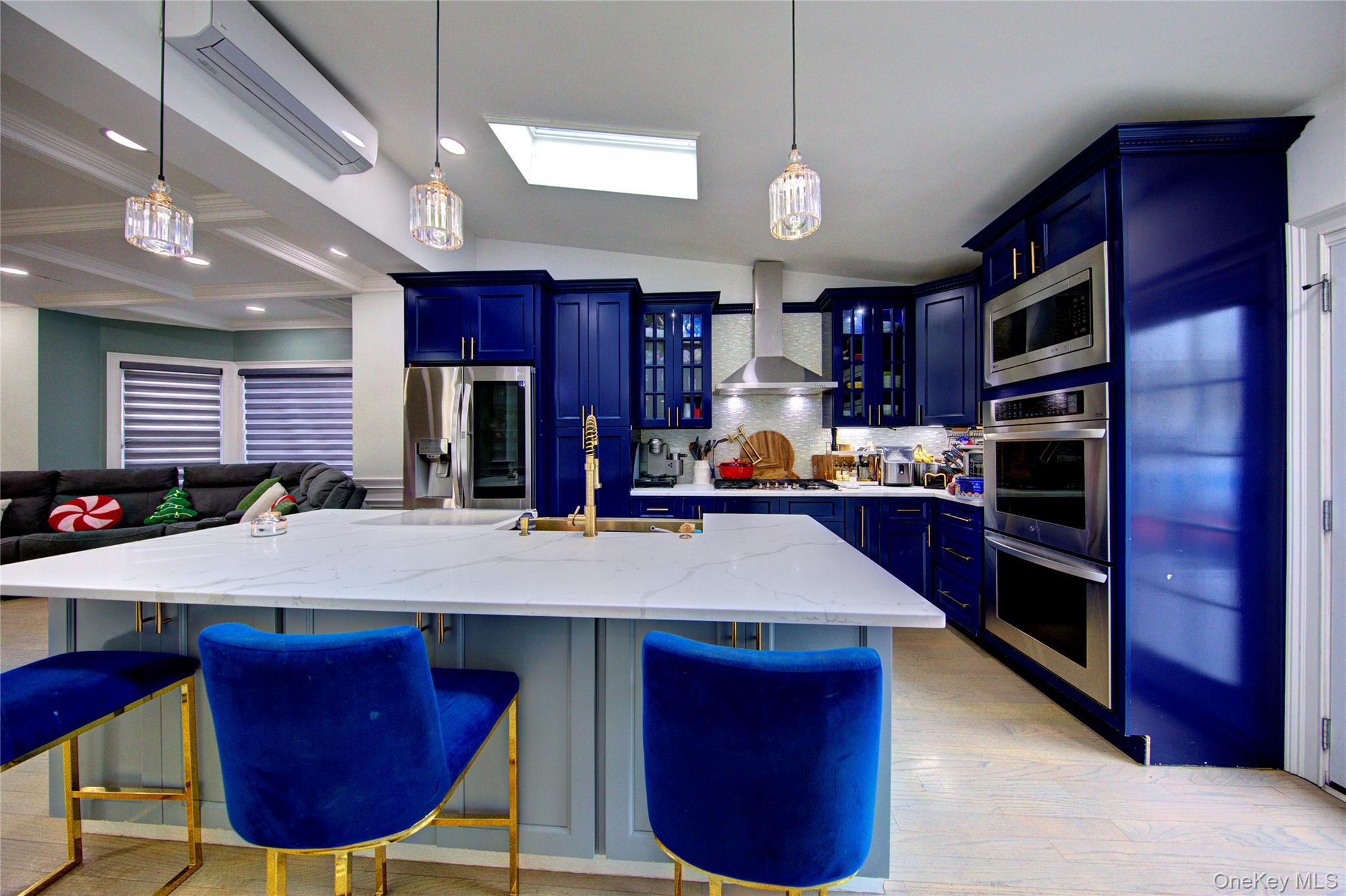 #12 photo, 29 3rd Avenue, East Rockaway , NY 11518