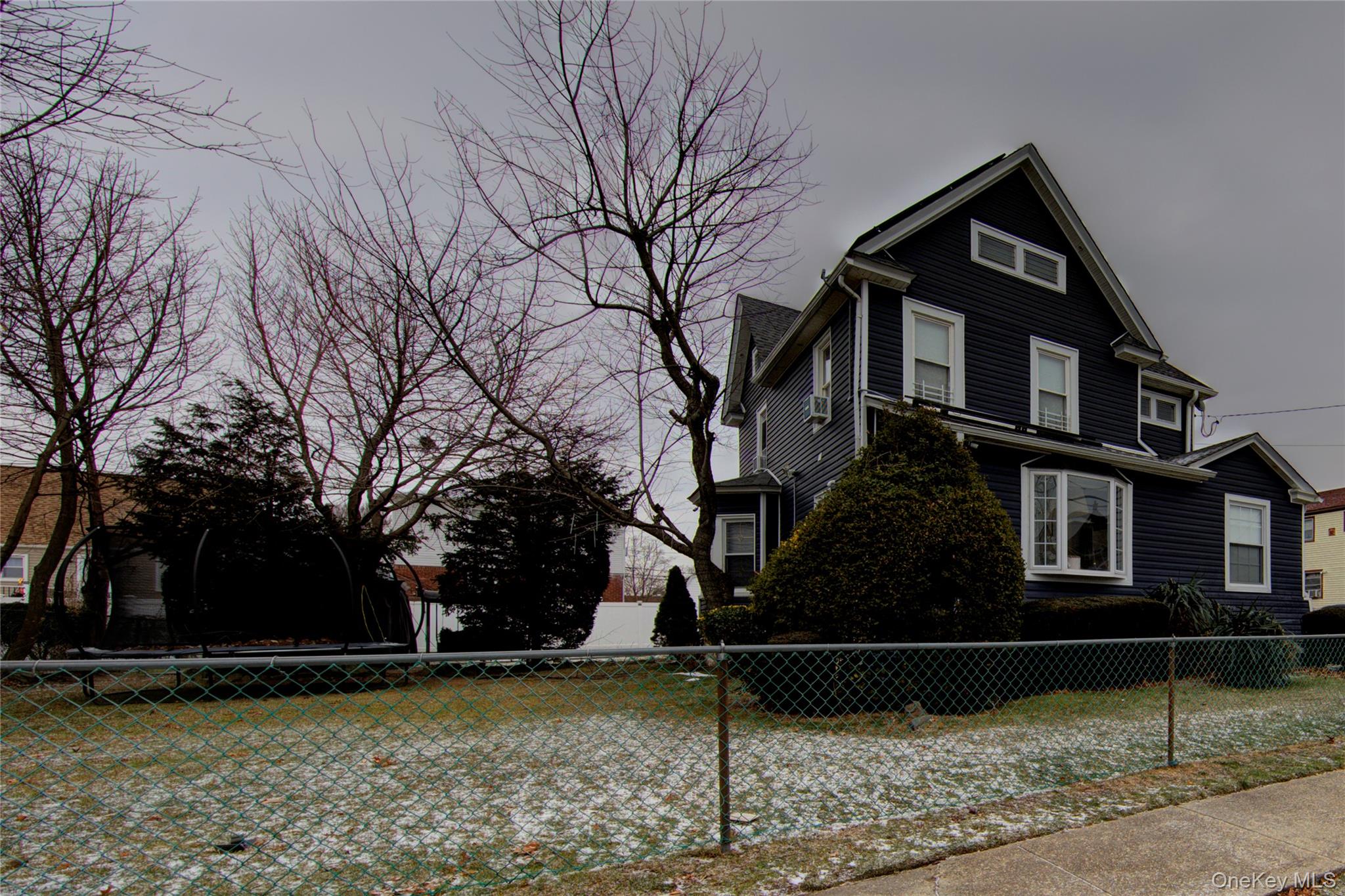 #2 photo, 29 3rd Avenue, East Rockaway , NY 11518