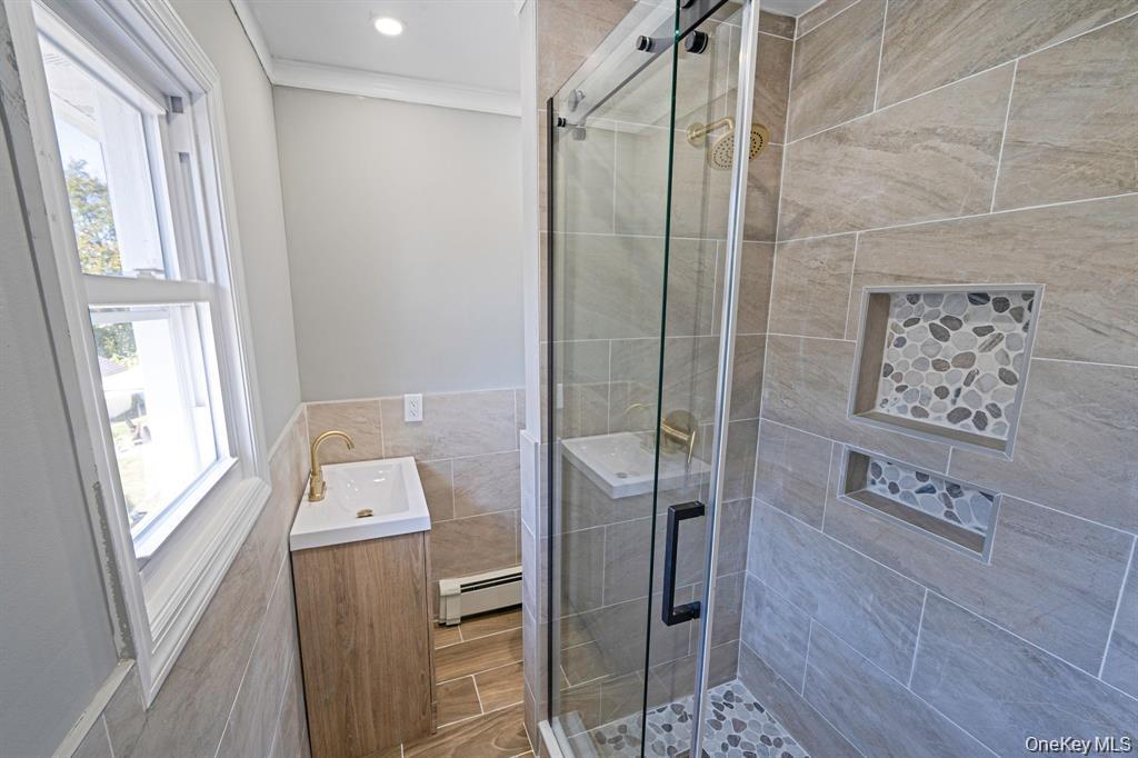 #16 photo, 23 Maple Avenue, 롱 아일랜드 Hempstead , NY 11550