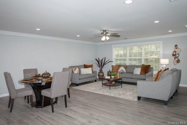 #4 photo, 83 Village Green Drive, सफ़ोक काउंटी Port Jefferson Station , NY 11776