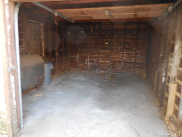 #7 photo, 306 Greeley Avenue, सफ़ोक काउंटी Sayville , NY 11782