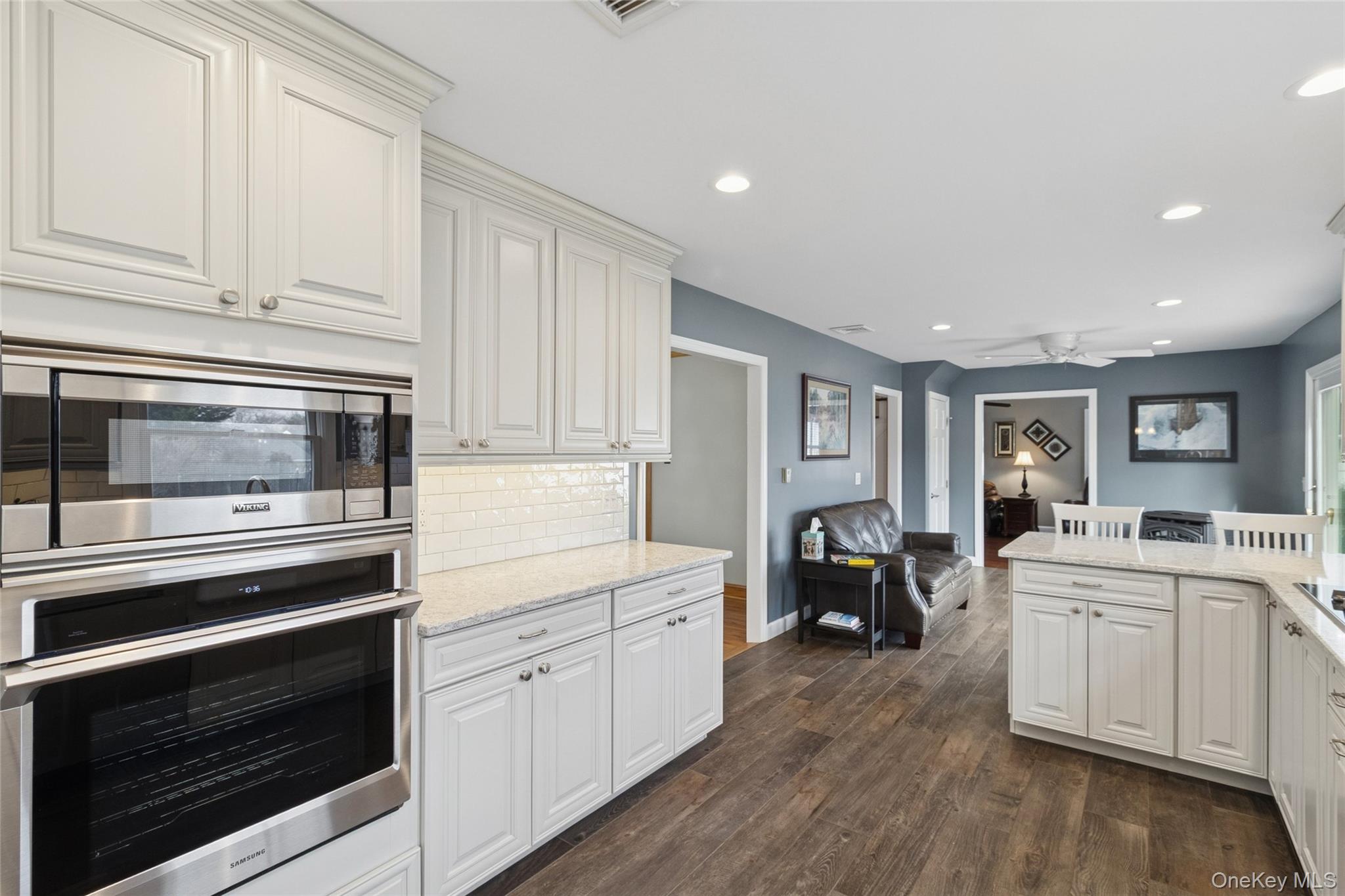 #18 photo, 11 Pembrook Drive, מחוז סאפוק Stony Brook , NY 11790