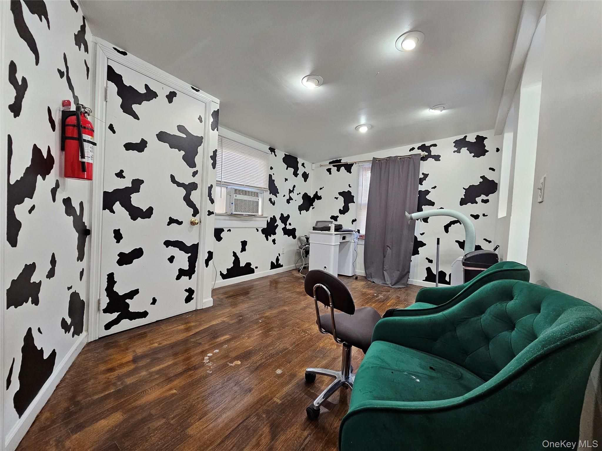 #17 photo, 790 Route 211, Middletown , NY 10941