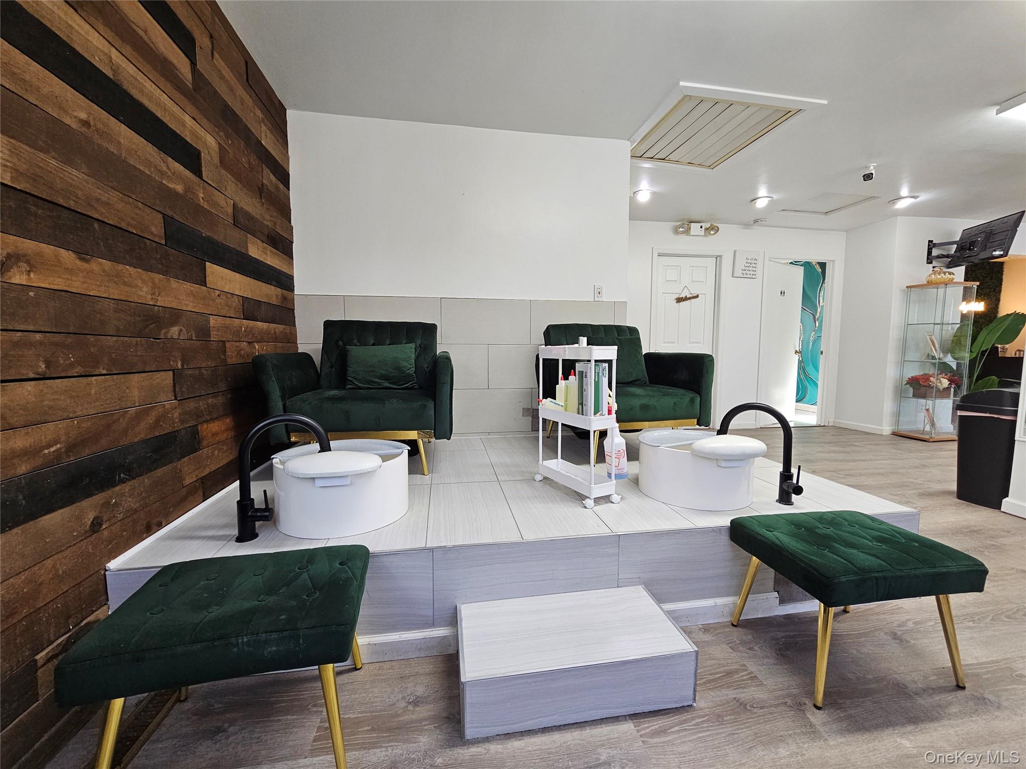 #9 photo, 790 Route 211, Middletown , NY 10941