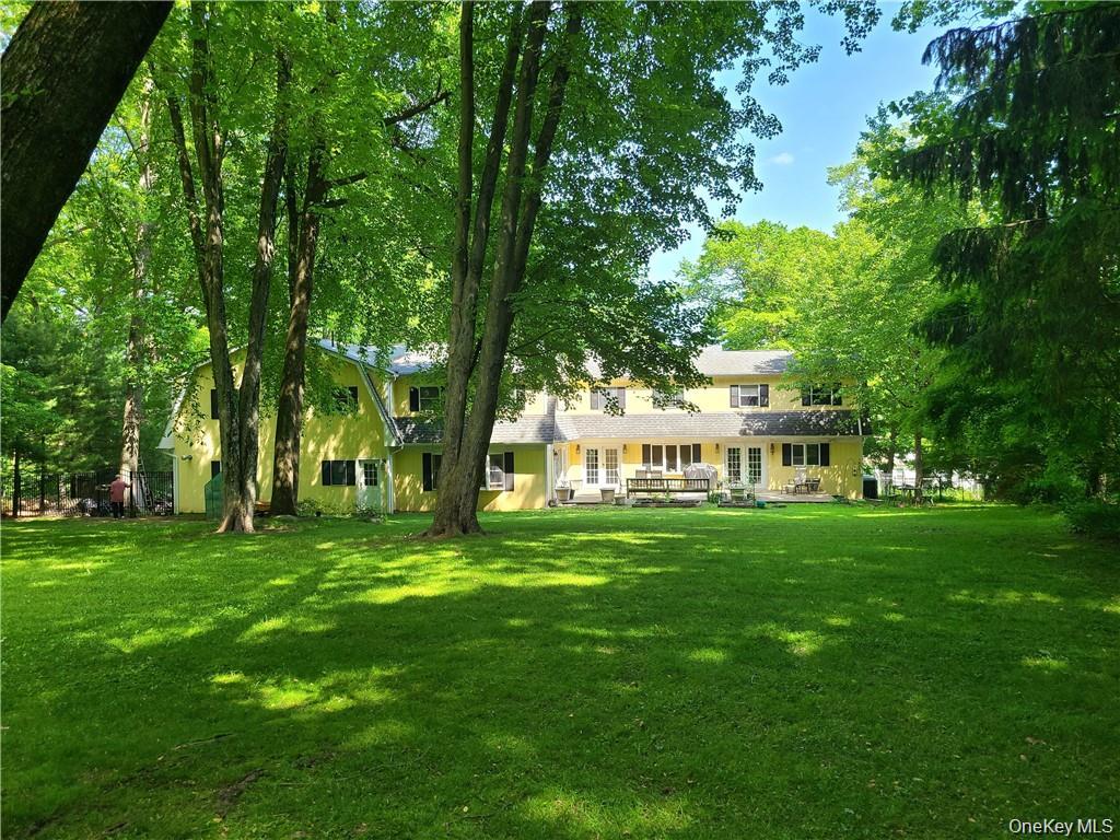 #19 photo, 276 Quaker Road, Pomona , NY 10970