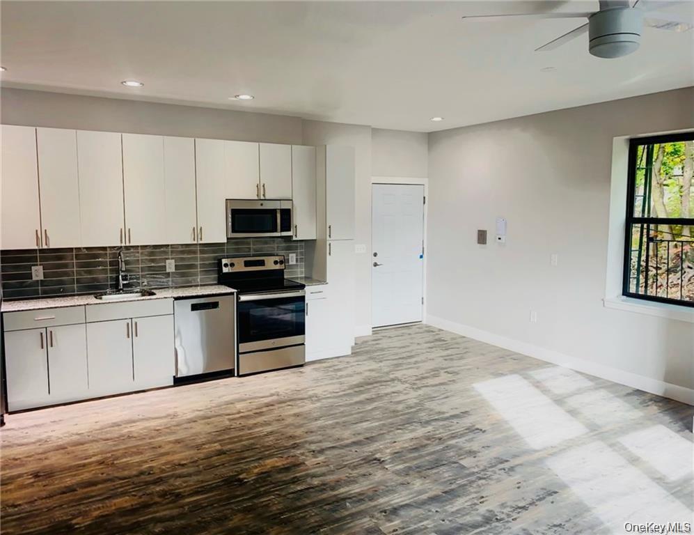 #1 photo, 25 W Hartsdale Avenue, Hartsdale , NY 10530