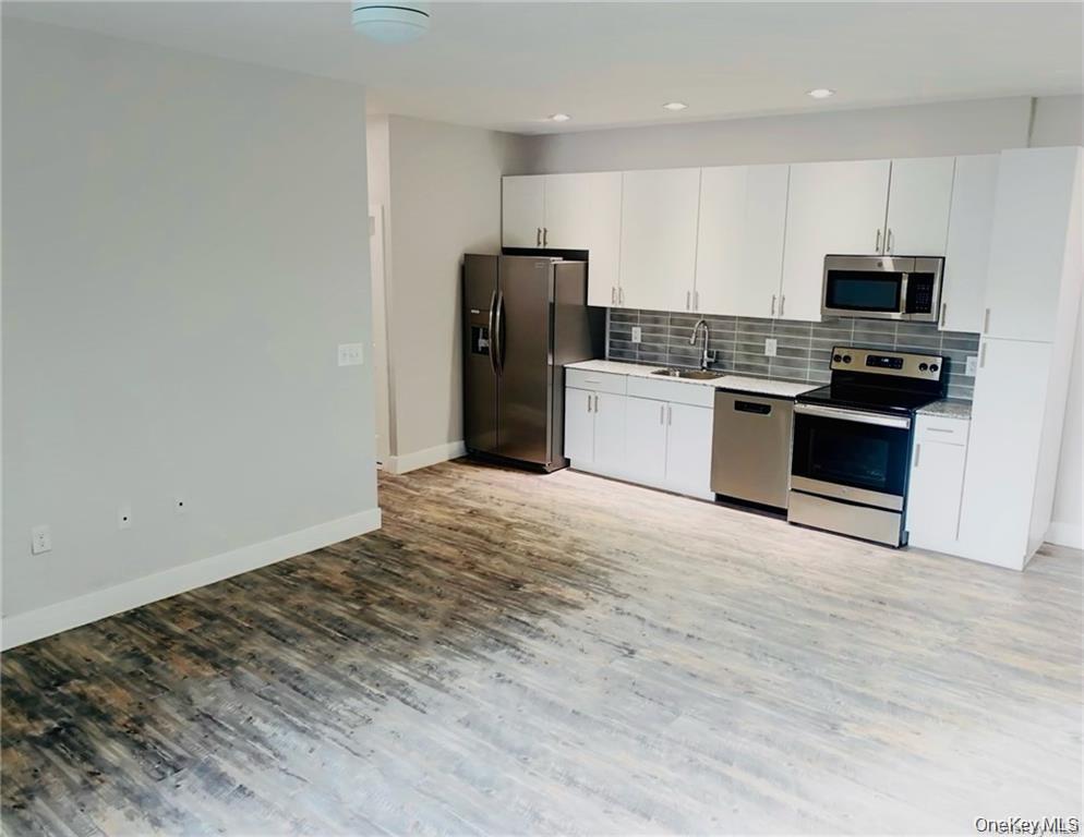 #3 photo, 25 W Hartsdale Avenue, Hartsdale , NY 10530