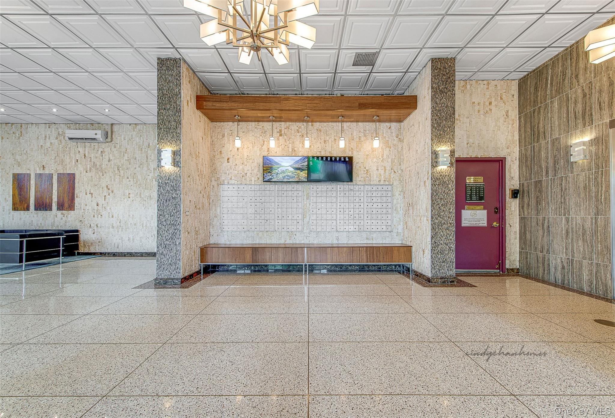 #4 photo, 152-18 Union Turnpike, Flushing , NY 11367