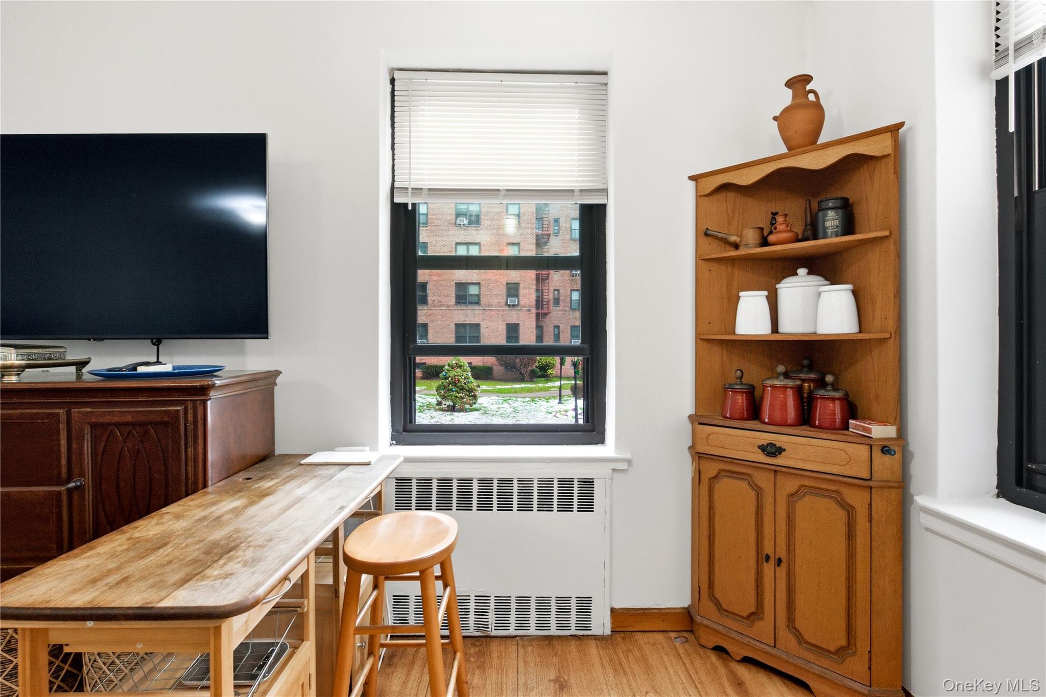 #20 photo, 100-11 67th Road, Forest Hills , NY 11375