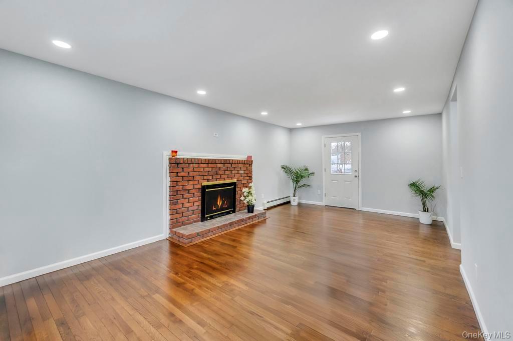 #12 photo, 4 Dourland Road, 東長島 Medford , NY 11763