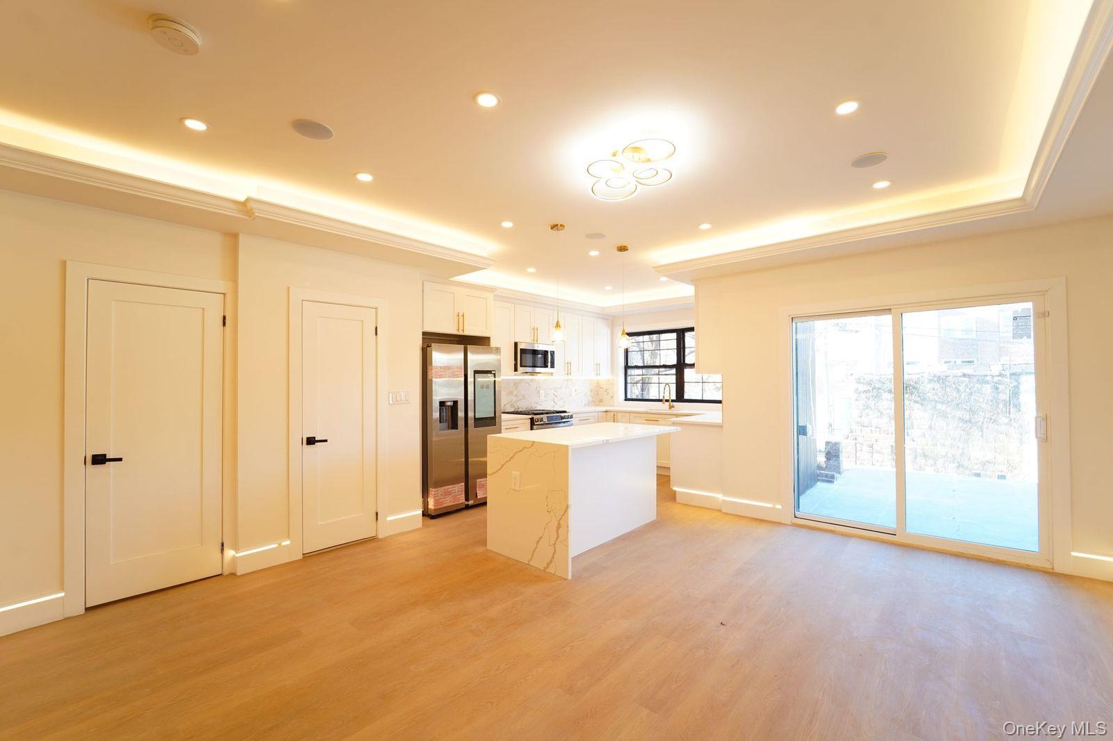 #4 photo, 13016 227 Street, कुईंस Laurelton , NY 11413