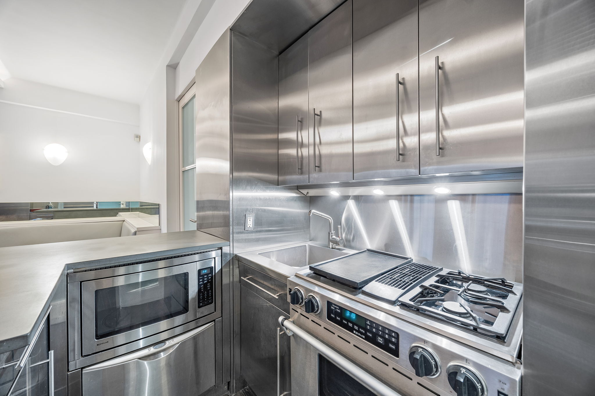 #14 photo, 100 Central Park S, Central Park South , NY 10019