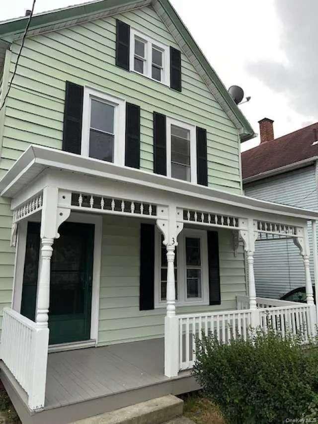 #1 photo, 3 Allen Place, Poughkeepsie , NY 12601