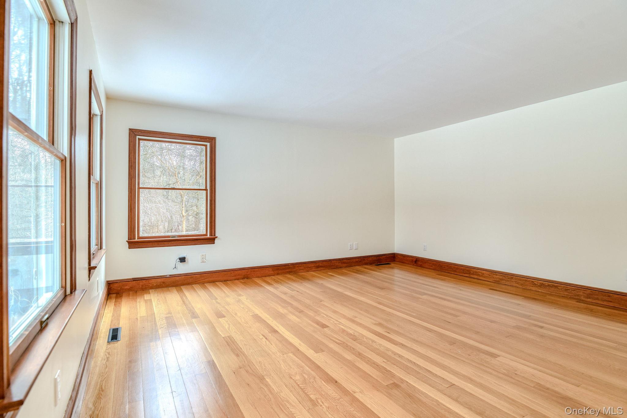 #4 photo, 24 Deer Run Road, Newburgh , NY 12550