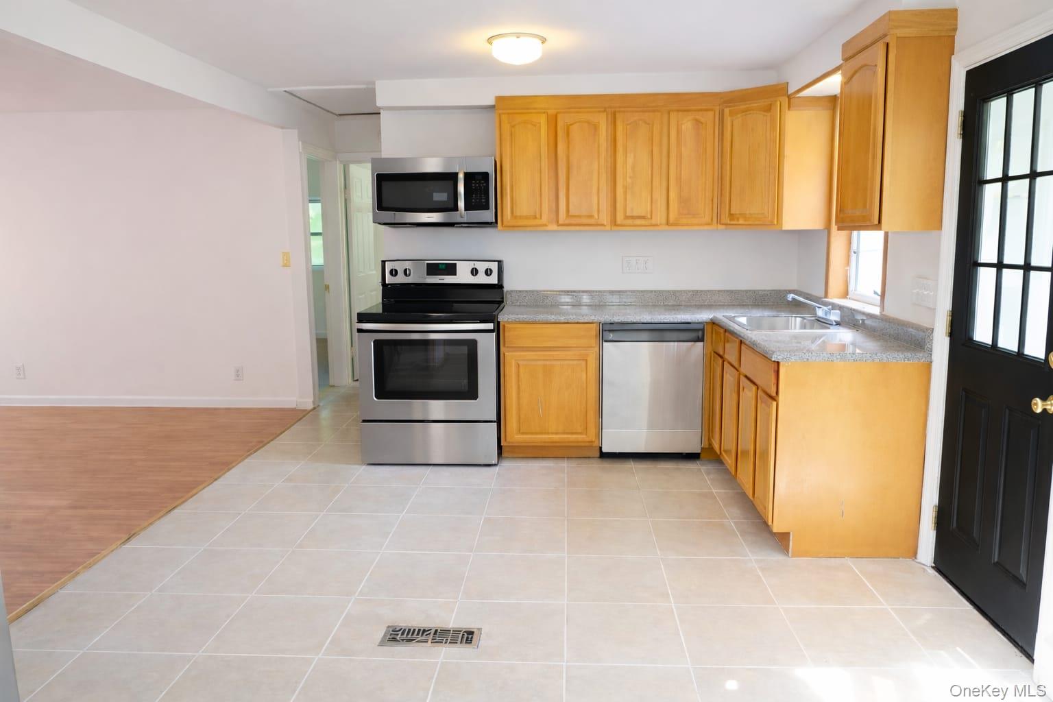 #13 photo, 1 Crestwood Trail, Monroe , NY 10950