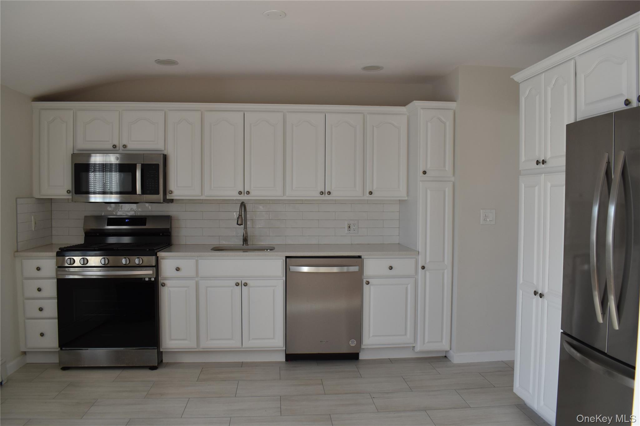 #8 photo, 6 Geiger Place, सफ़ोक काउंटी Deer Park , NY 11729