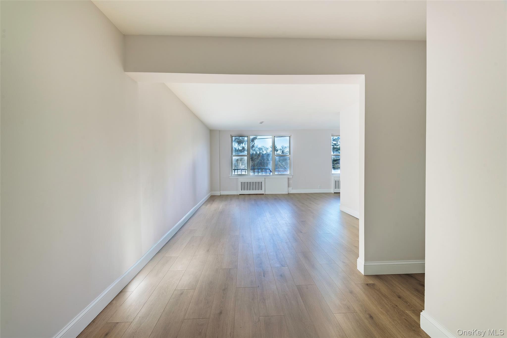 #3 photo, 125 Bronx River Road, Yonkers , NY 10704