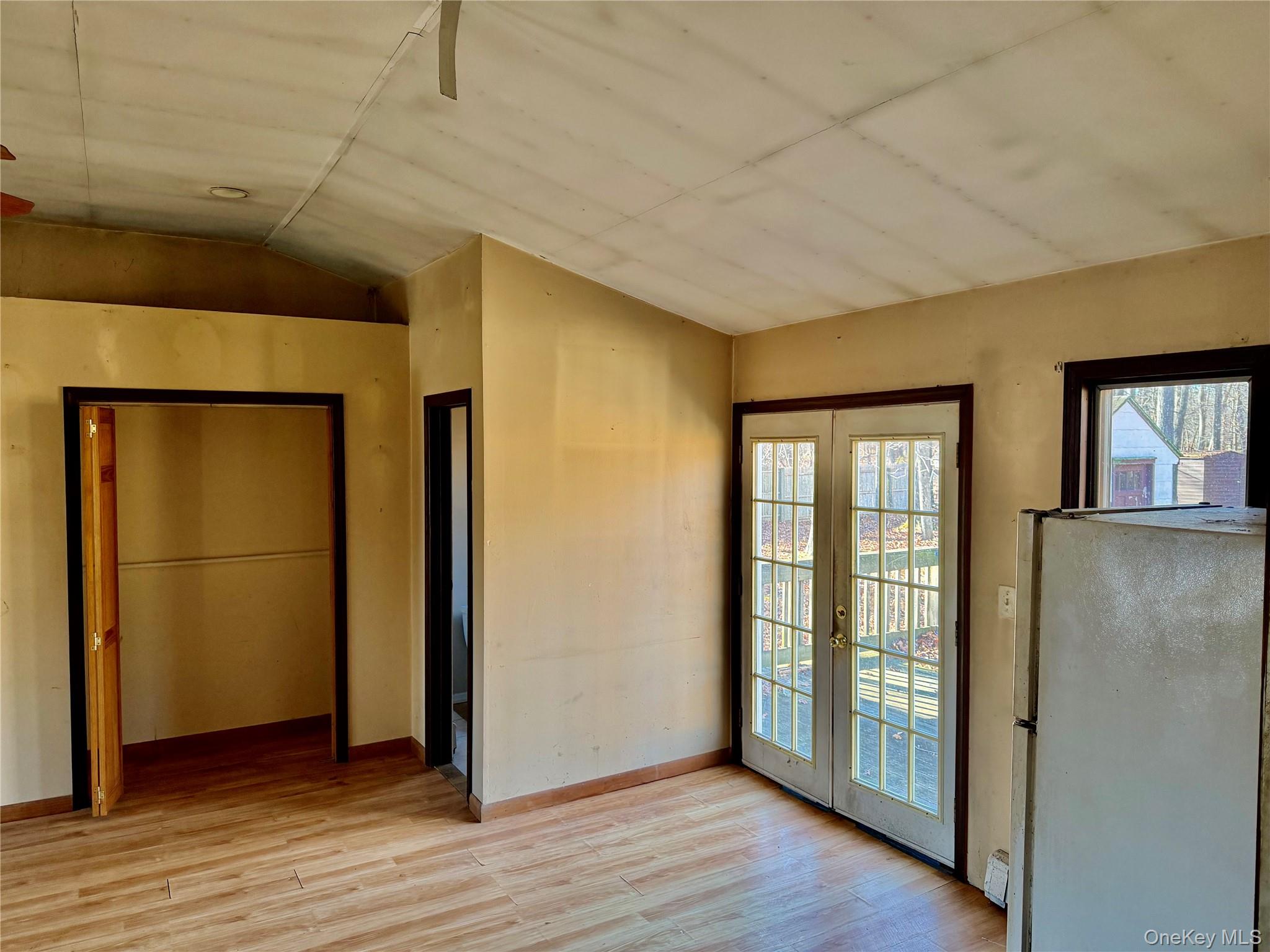 #15 photo, 26 N Swezeytown Road, 東長島 Middle Island , NY 11953