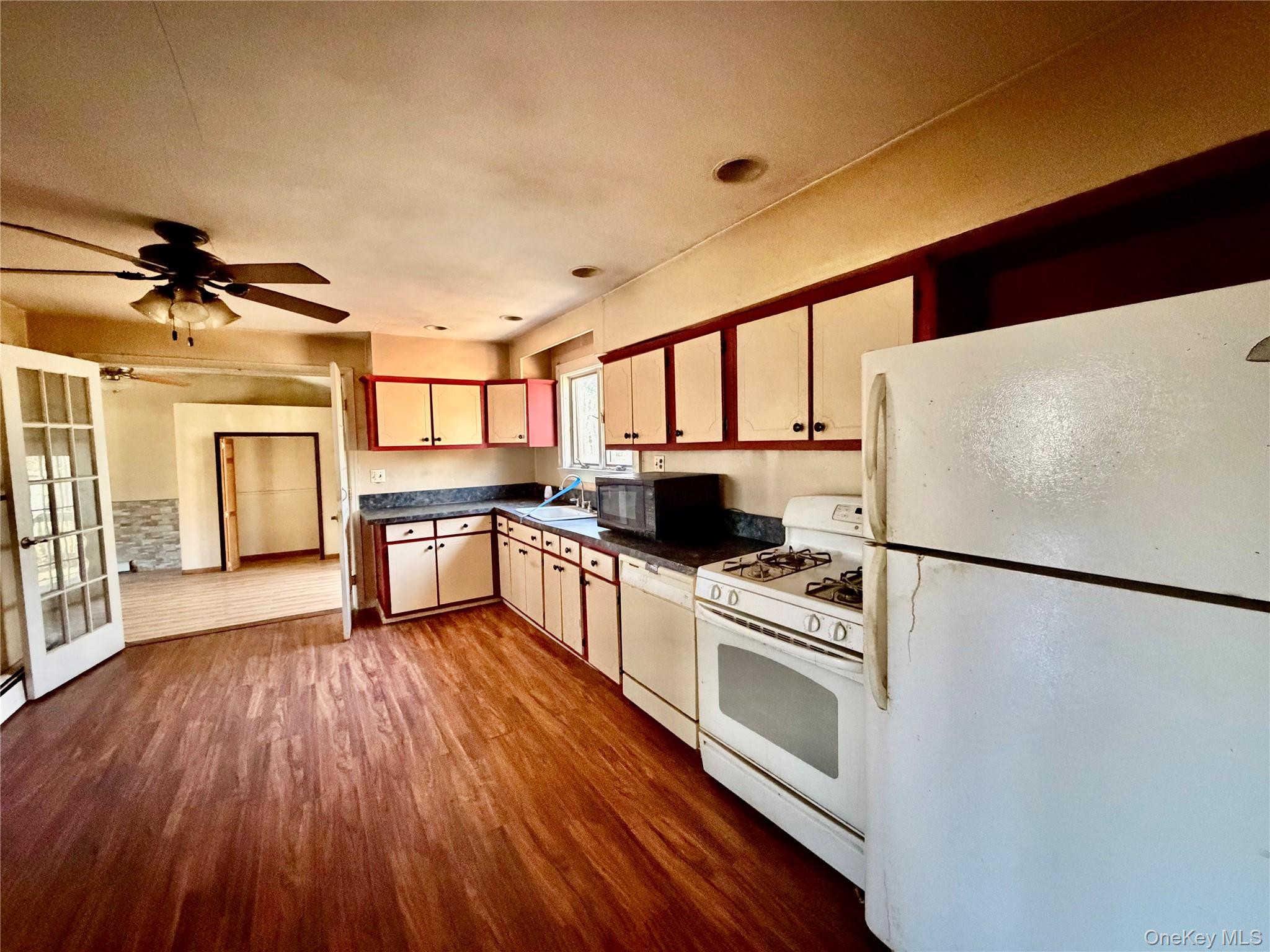 #7 photo, 26 N Swezeytown Road, 東長島 Middle Island , NY 11953