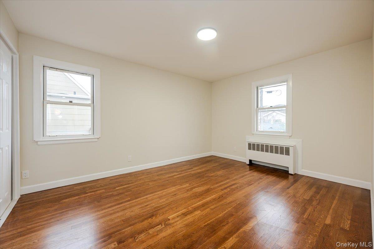 #15 photo, 571 Center Dyre Avenue, Саффолк ‖ West Islip , NY 11795