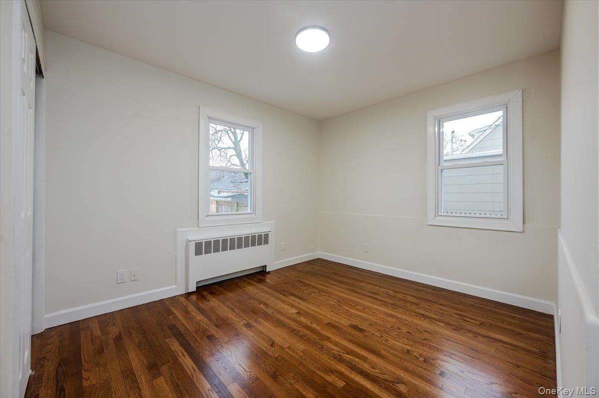 #16 photo, 571 Center Dyre Avenue, Саффолк ‖ West Islip , NY 11795