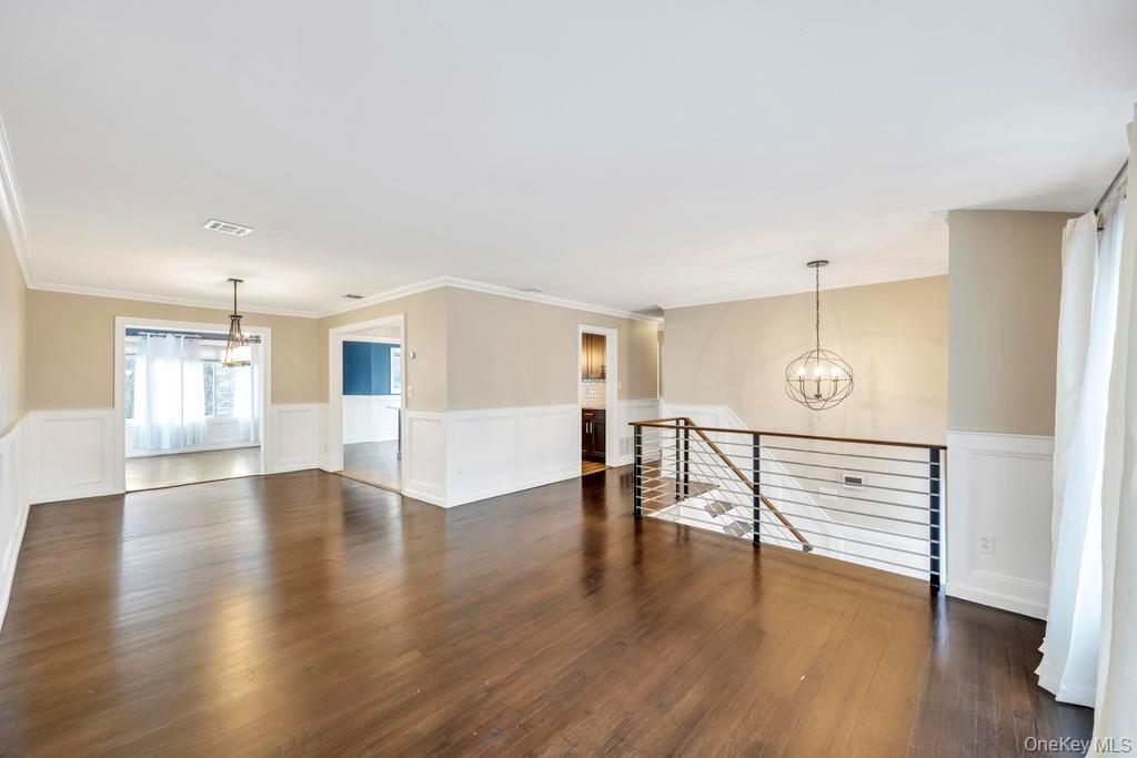 #19 photo, 178 Missouri Avenue, Bay Shore , NY 11706