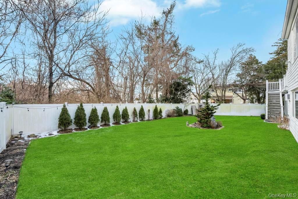 #3 photo, 178 Missouri Avenue, Bay Shore , NY 11706