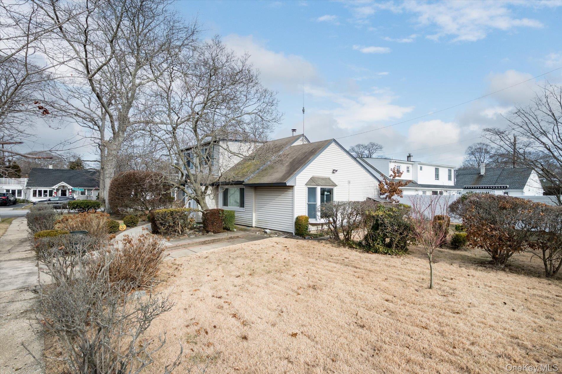 #3 photo, 1691 Lehigh Road, Wantagh , NY 11793