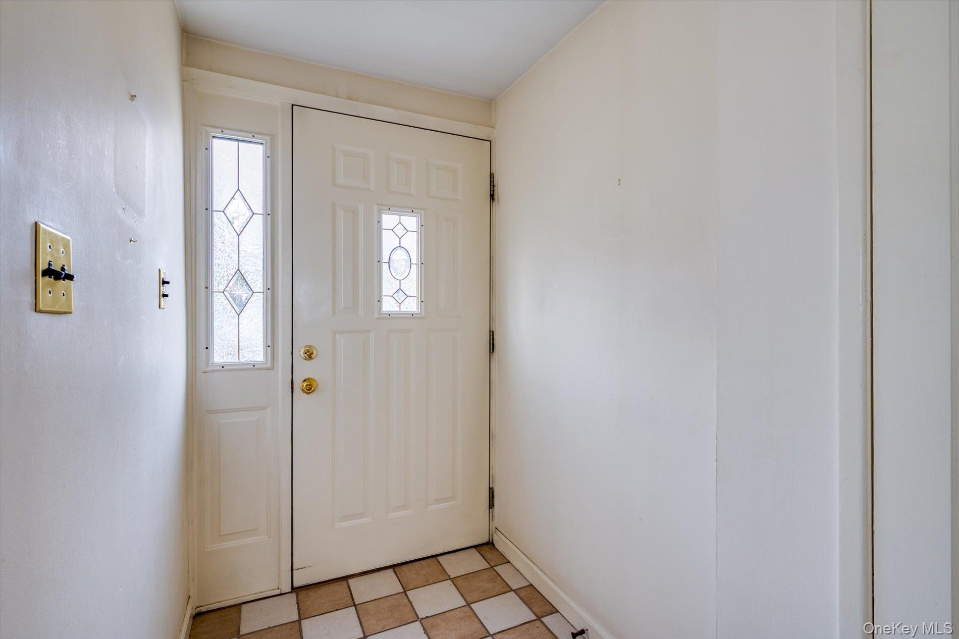 #7 photo, 1691 Lehigh Road, Wantagh , NY 11793