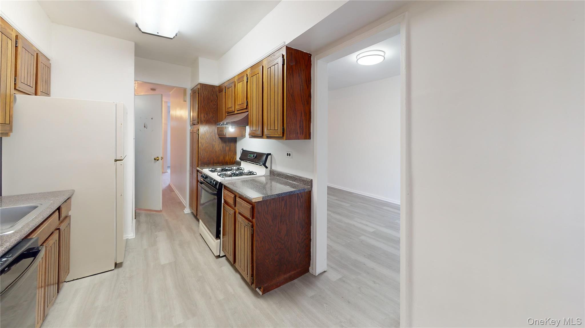 #3 photo, 25-40 88th Street, East Elmhurst , NY 11369