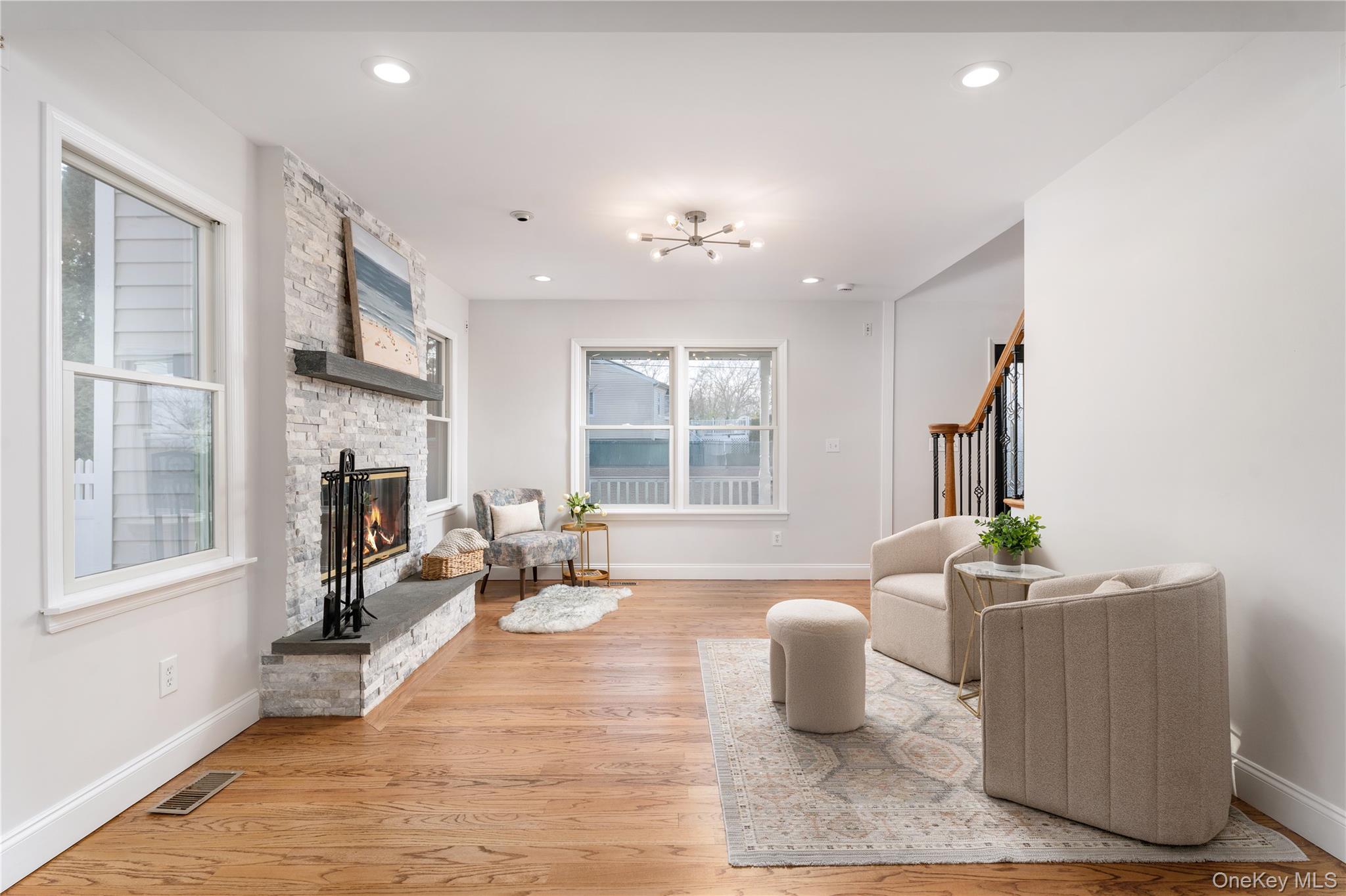 #6 photo, 7 Atlantic Drive, सफ़ोक काउंटी Sound Beach , NY 11789