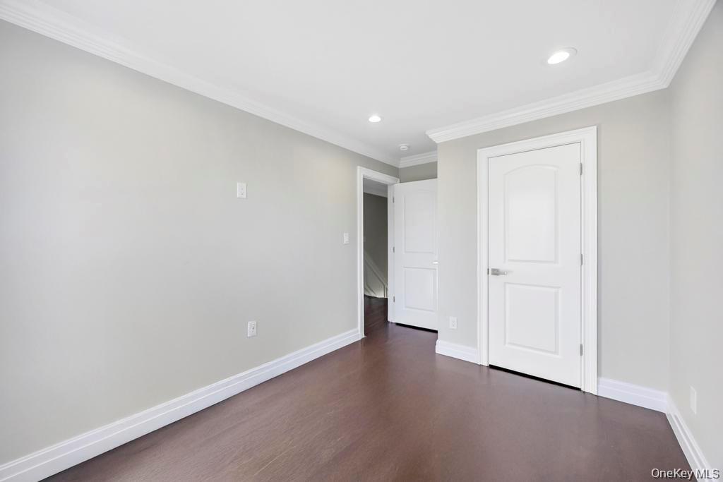 #17 photo, 41 Perry Street, नासाउ काउंटी Hempstead , NY 11550