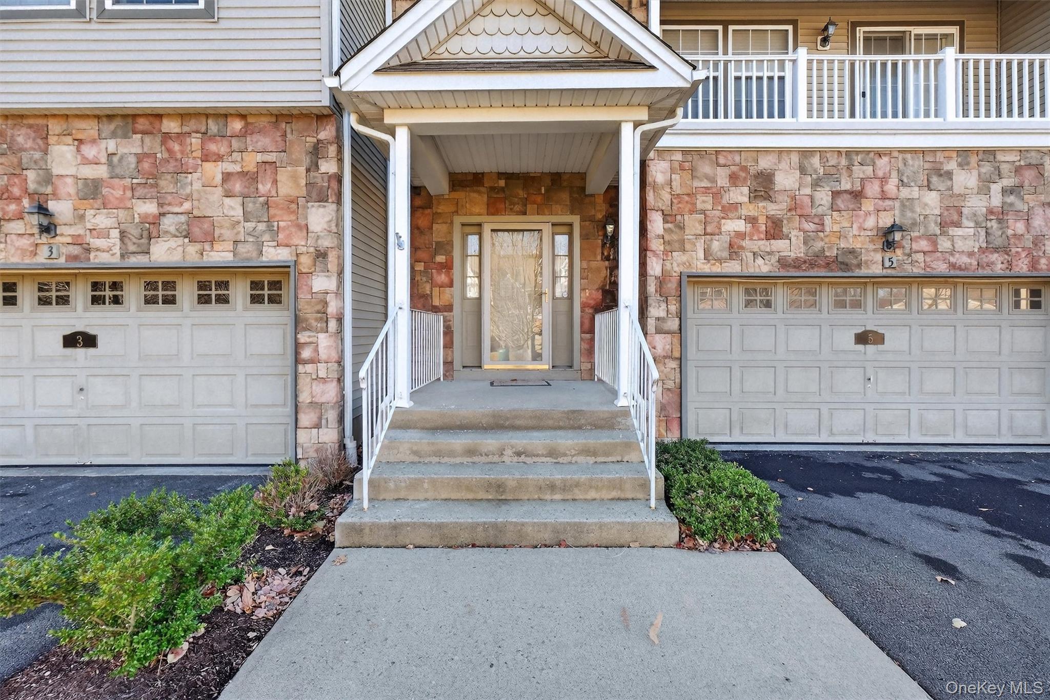 #1 photo, 5 Clearwater Court, Beacon , NY 12508