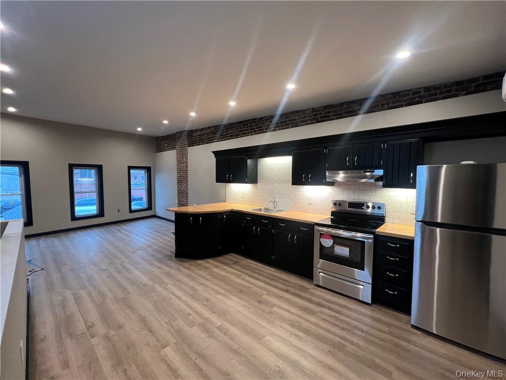 #5 photo, 30 Henry Street, Middletown , NY 10940