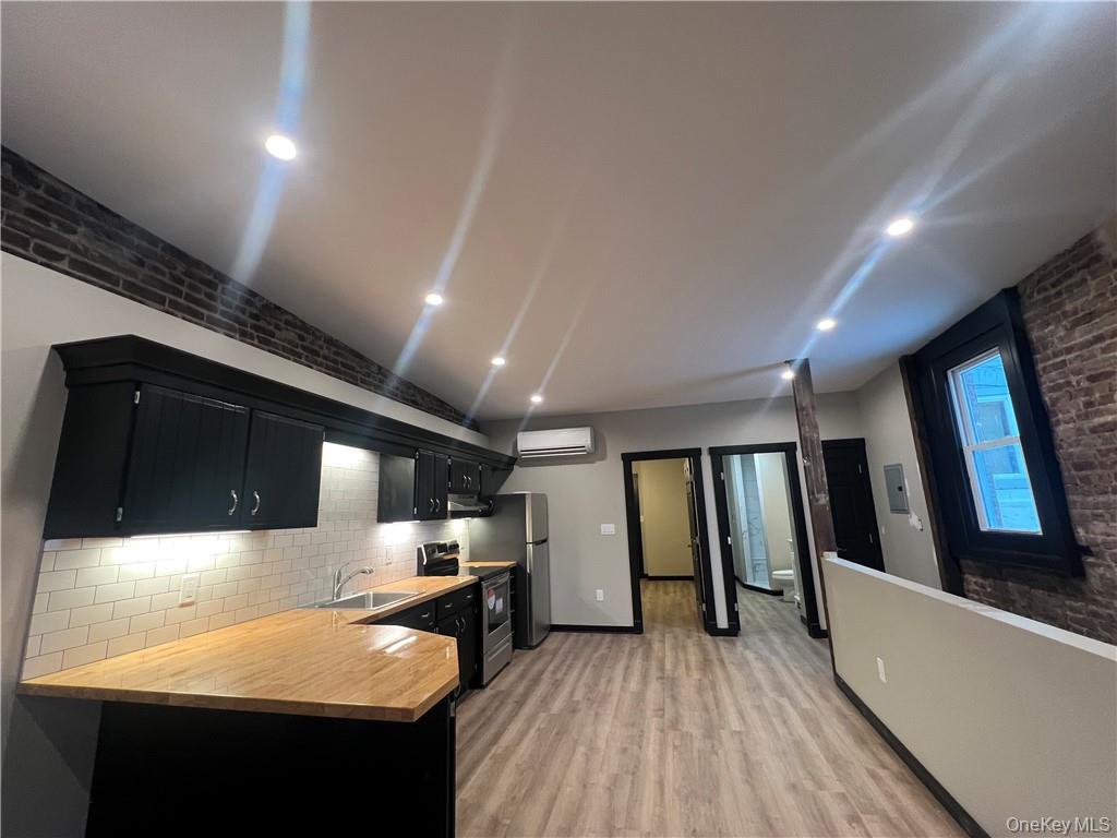 #7 photo, 30 Henry Street, Middletown , NY 10940