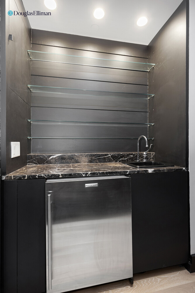 #16 photo, 238 E 67TH Street, מנהטן Lenox Hill , NY 10065